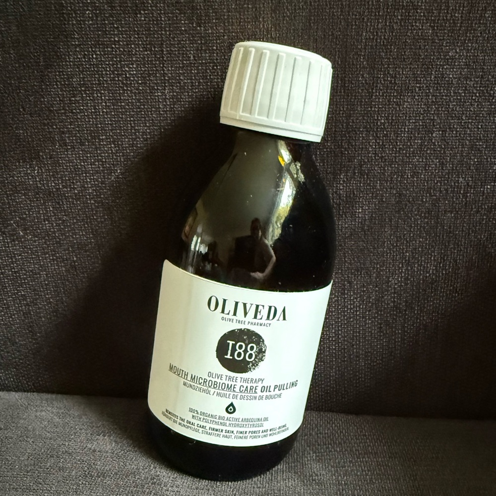 Oliveda Oil Pulling